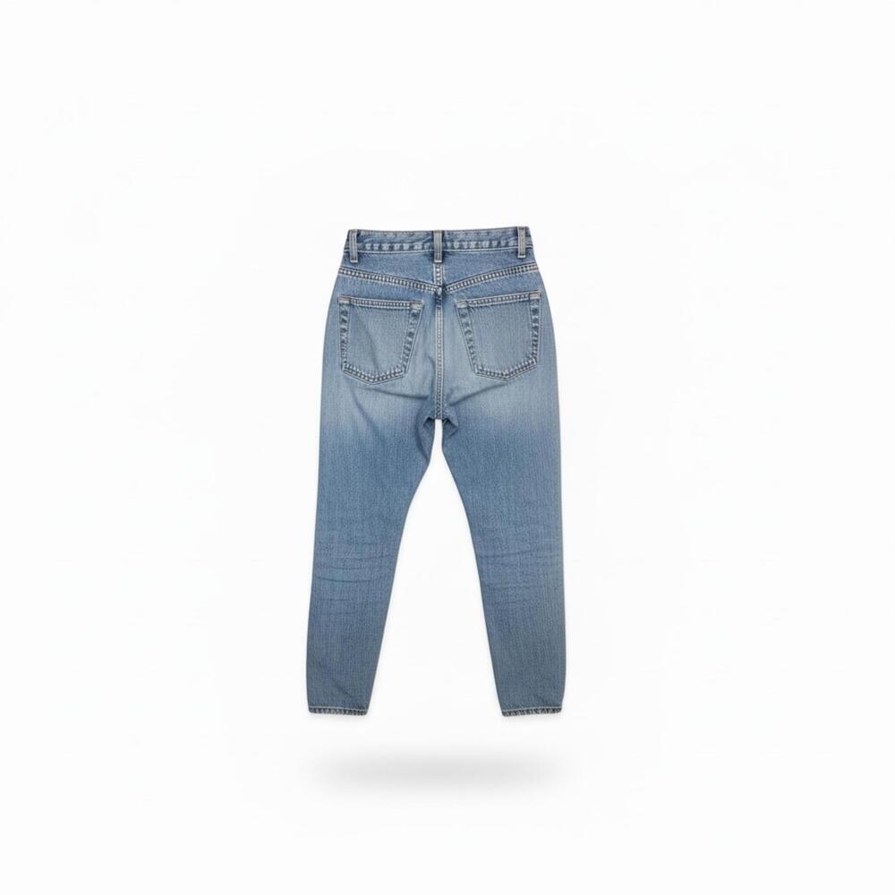 Classic Banana Republic Women’s High-Rise Tapered Light Wash Jeans, Size 0R - Picture 3 of 5